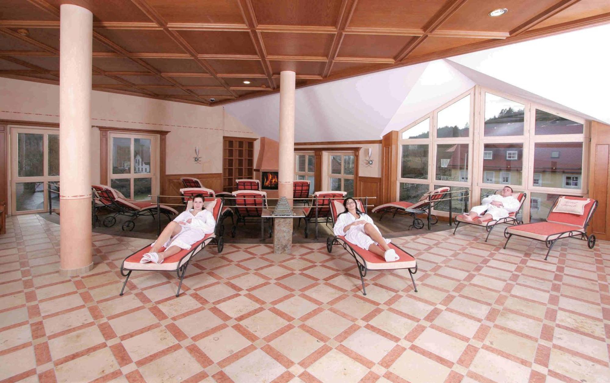 Hotel Dirsch Wellness & Spa Resort Emsing Dış mekan fotoğraf